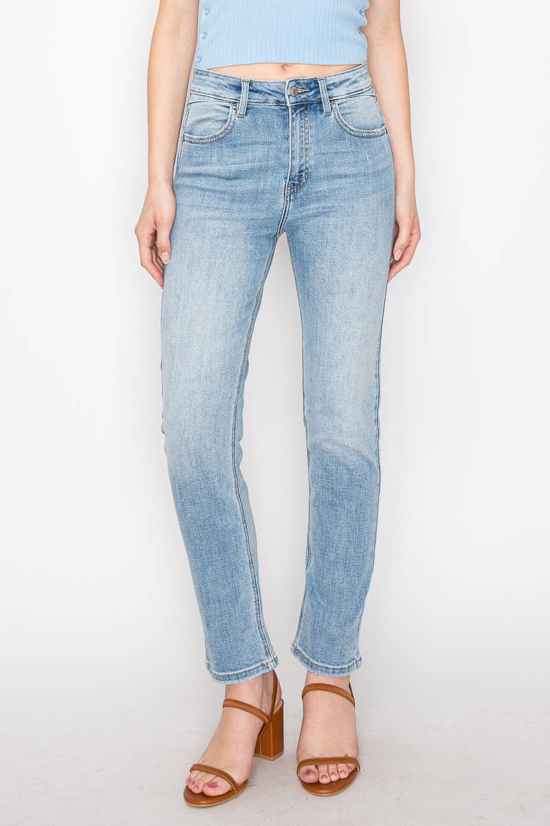 HIGH RISE STRAIGHT LEG JEANS