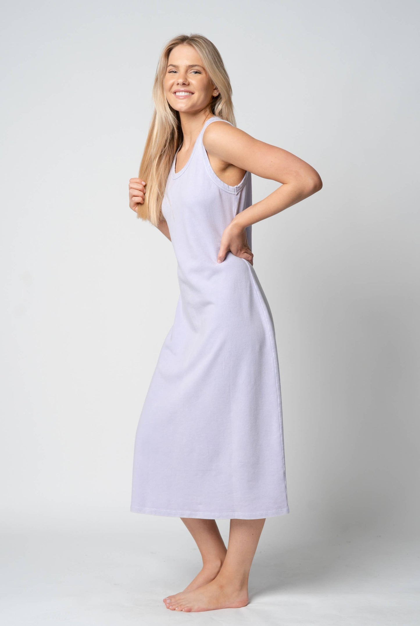 Casual Luxe Midi Dress in Lilac