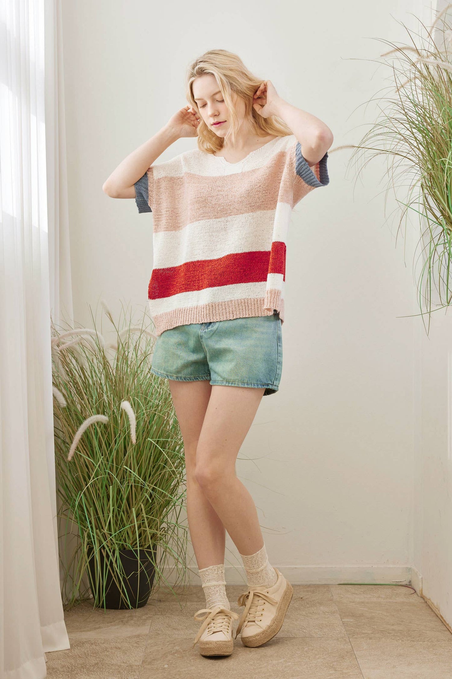 Contrast Striped Short Sleeve Knit Top