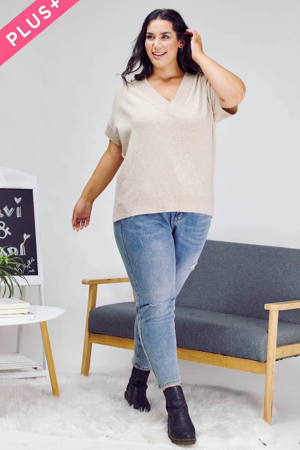 PLUS SOLID V NECK SHORT SLEEVE SWEATER