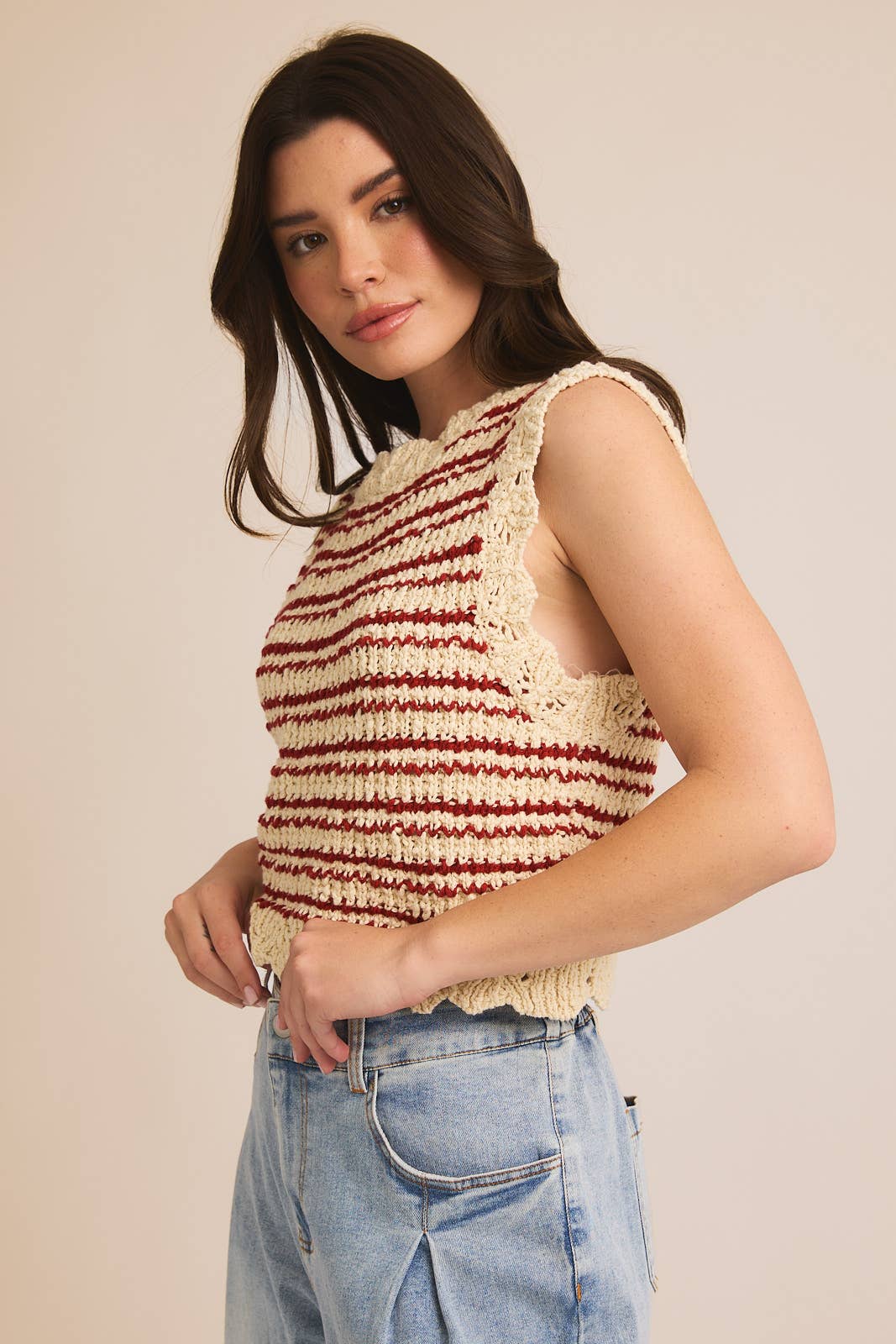 ROUND NECK SLEEVELESS STRIPE CROCHET TANK