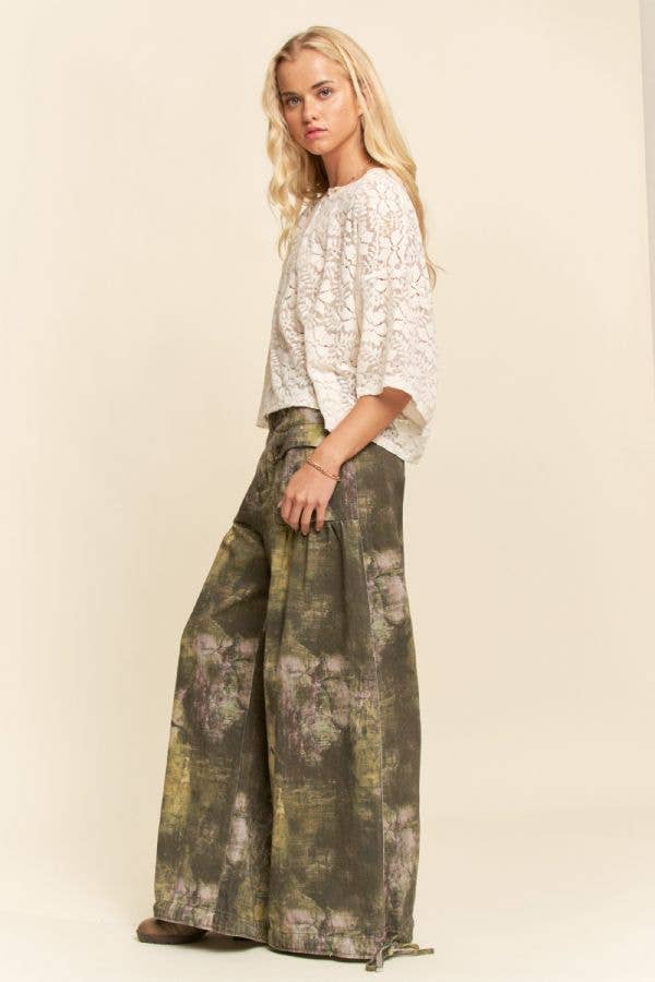 BOXY FLORAL LACE KNIT TOP