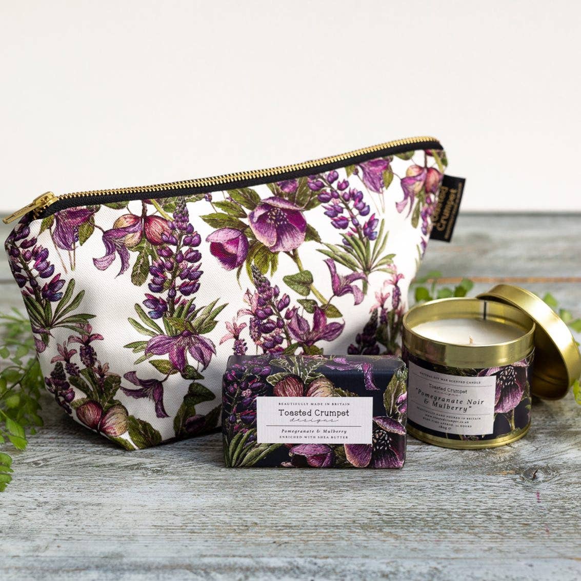 The Mulberry Collection Pure Wash Bag