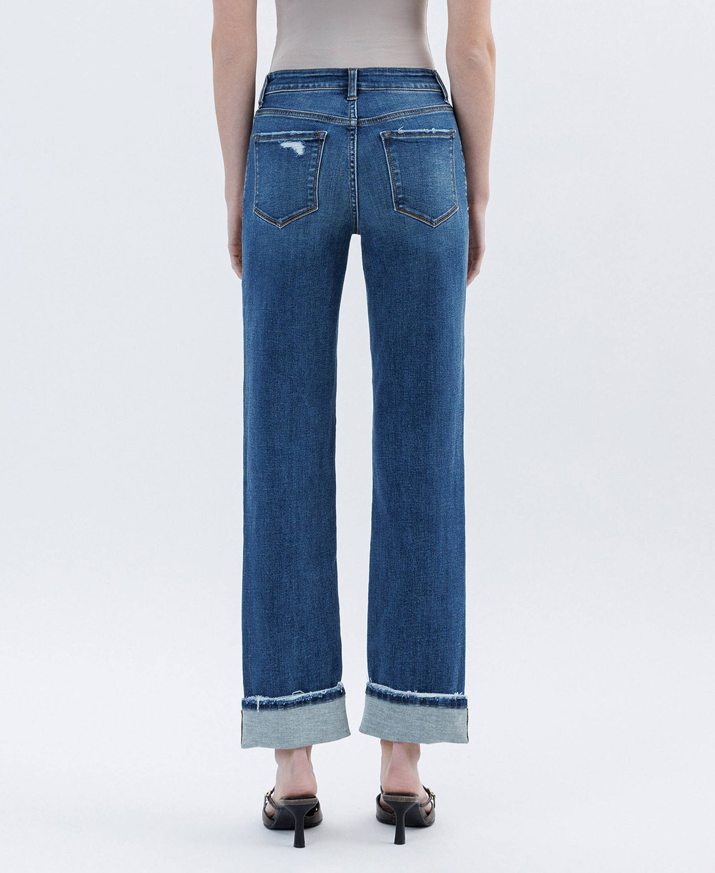 HIGH RISE CUFFED STRAIGHT JEANS