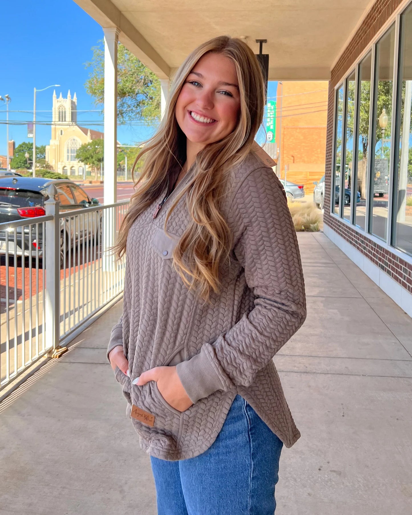 Minley Quarter Zip Sweatshirt