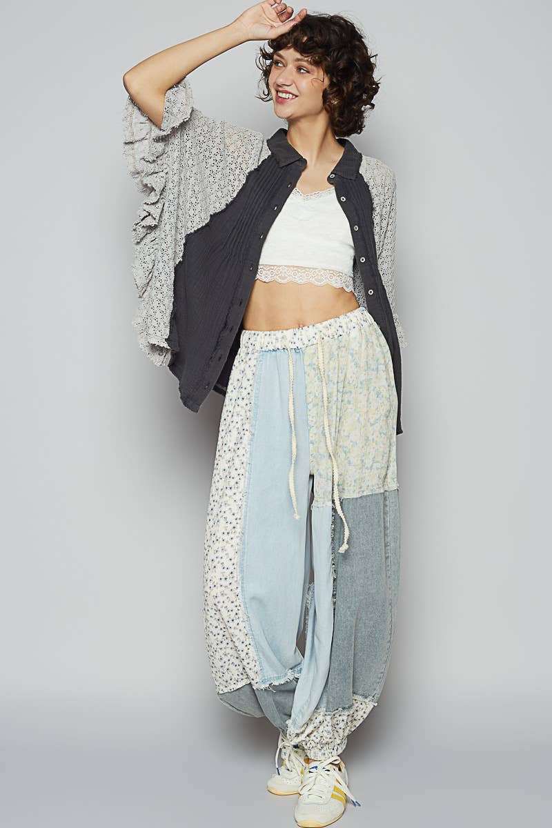 Oversize crochet contrast ruffle detail woven top
