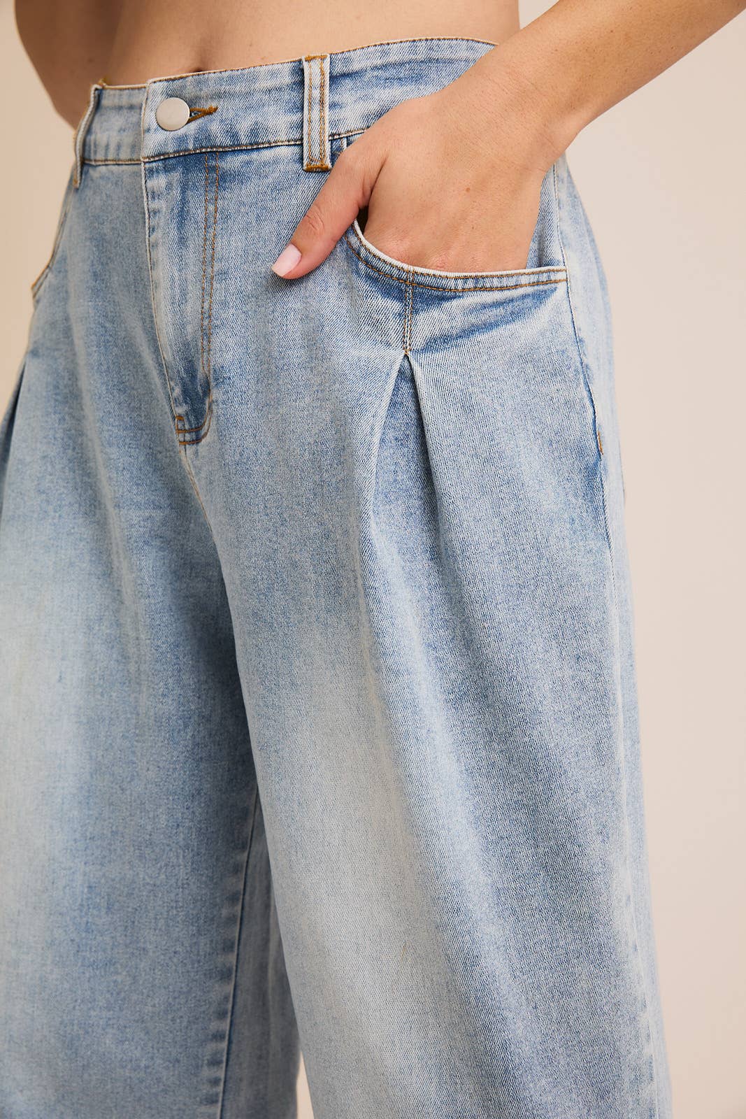 Pleated Wide Leg Denim