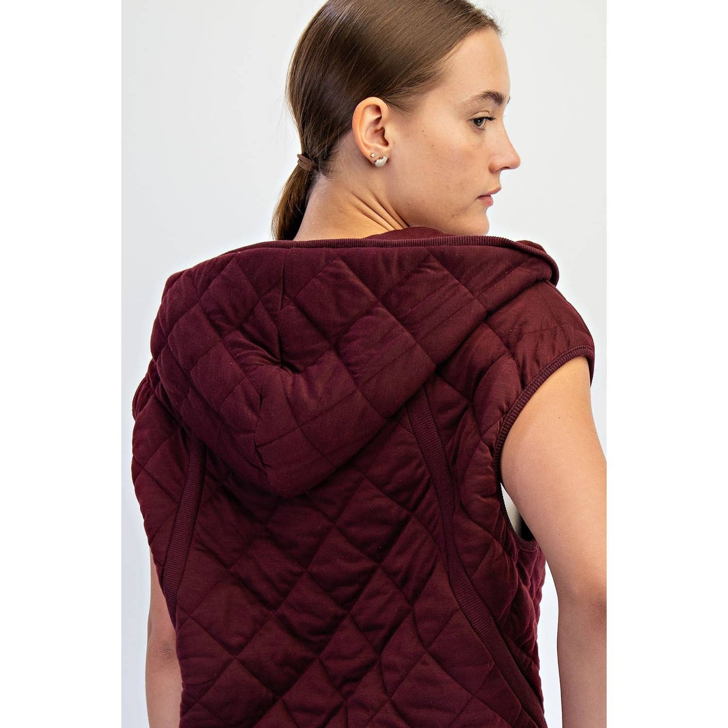 QUILTED QUARTER ZIP HOODIE JACKET