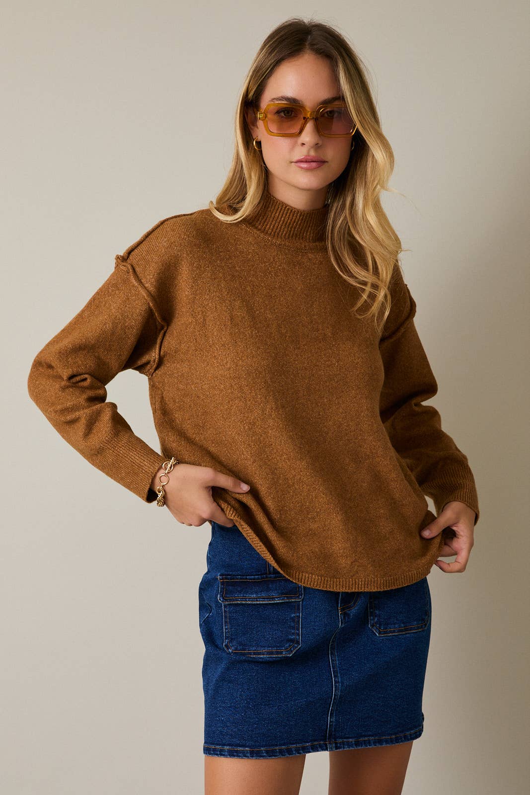 MOCK NECK LONG SLEEVE SWEATER