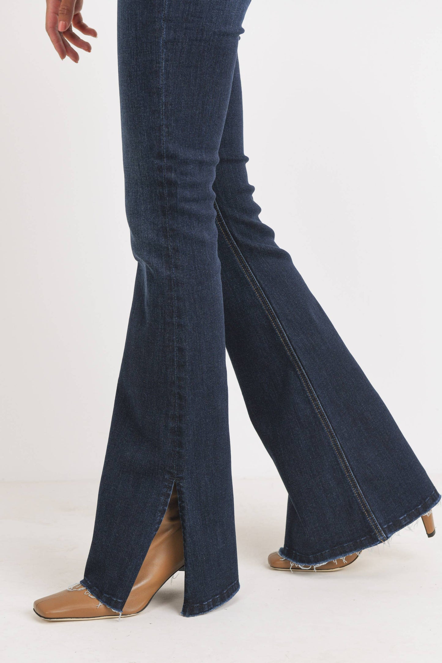 High Rise Outer Slit Flare Denim