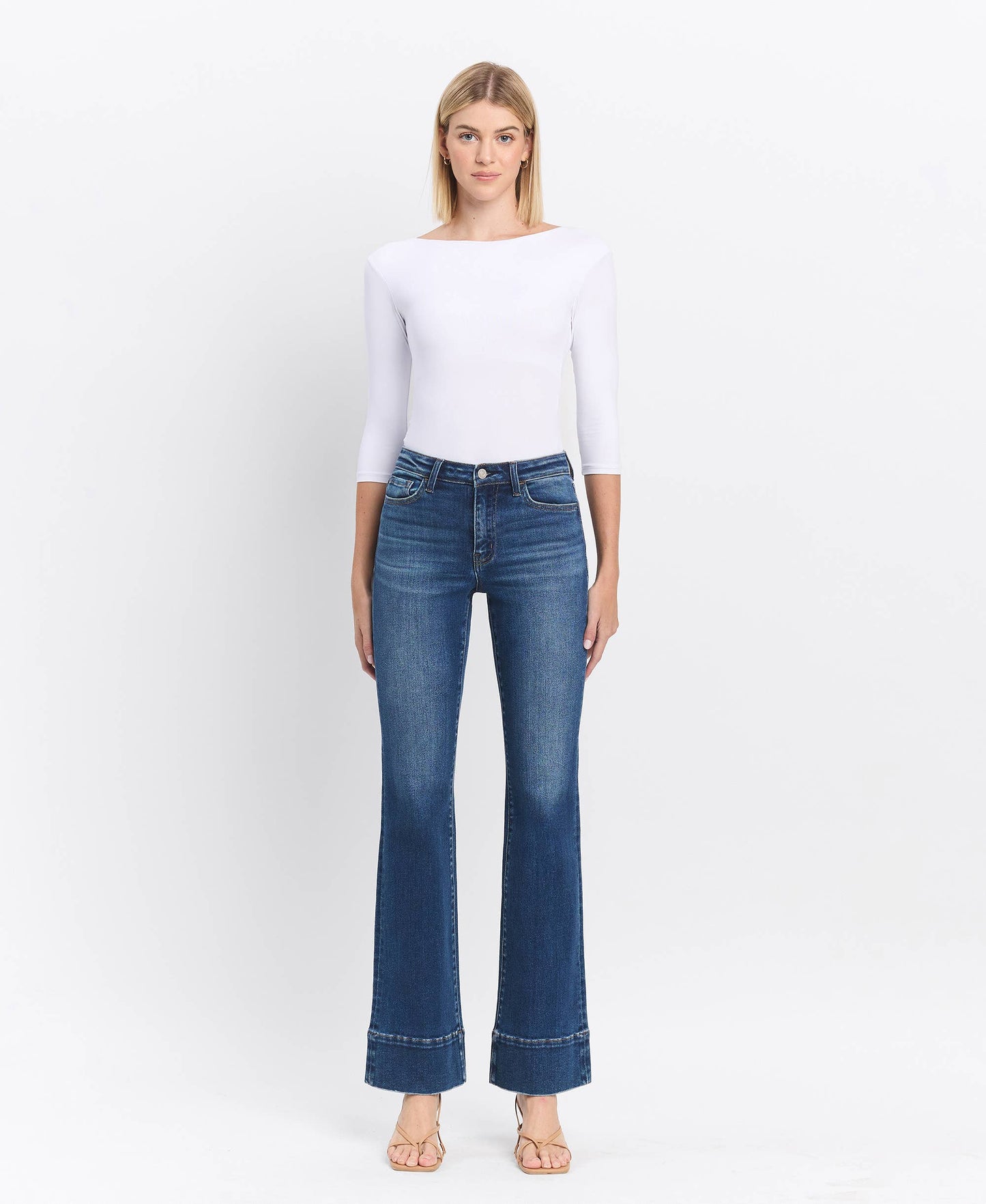 HIGH RISE TROUSER HEM BOOTCUT JEANS T6641