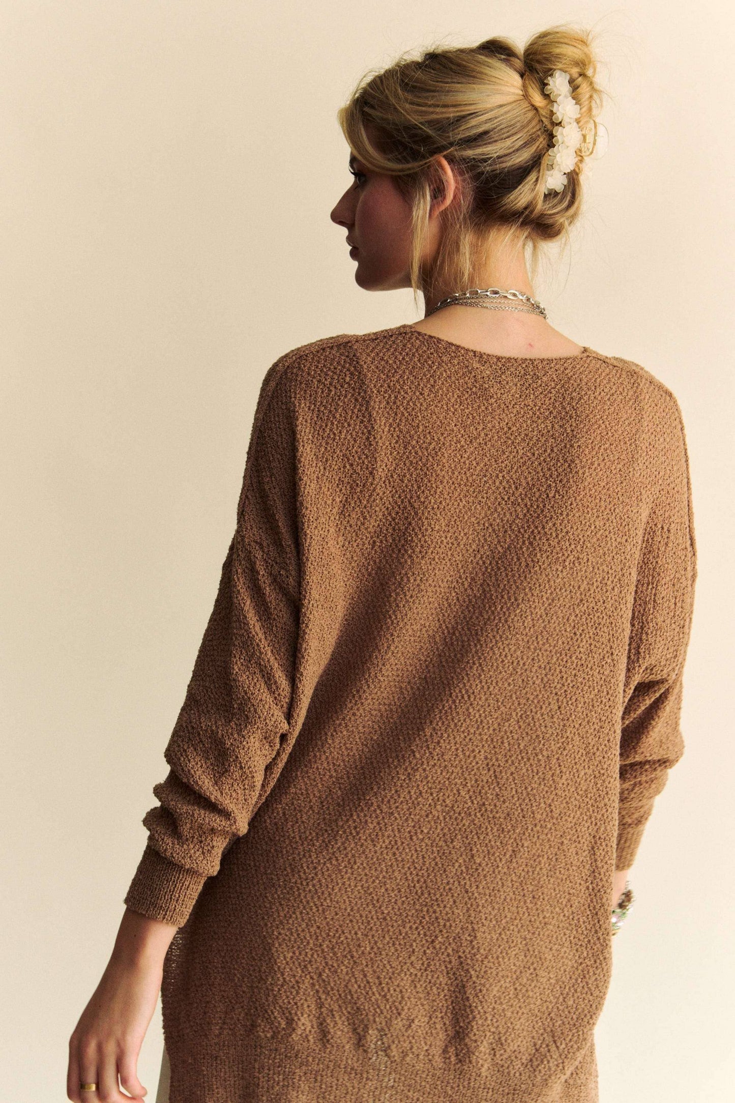 TEXTURED YARN DETAIL RELAXED FIT EASY SWEATER TOP