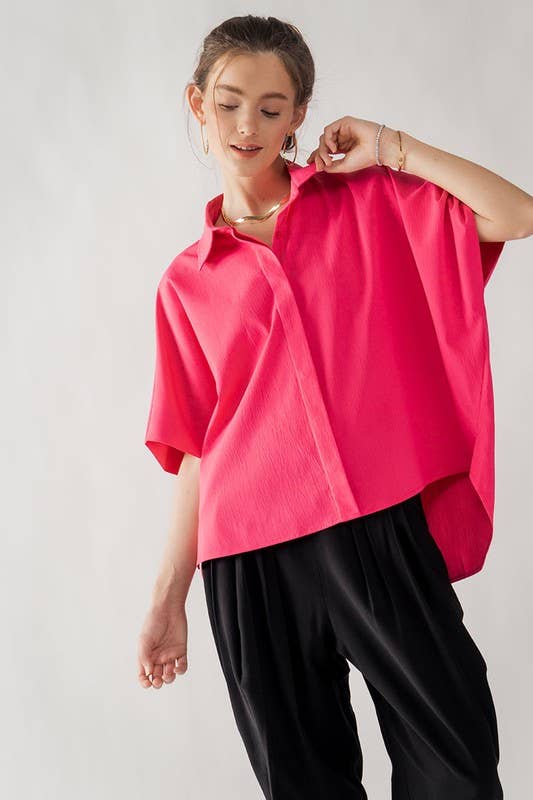 RELAXED FIT HIDDEN PLACKET SHORT SLEEVE SHIRT