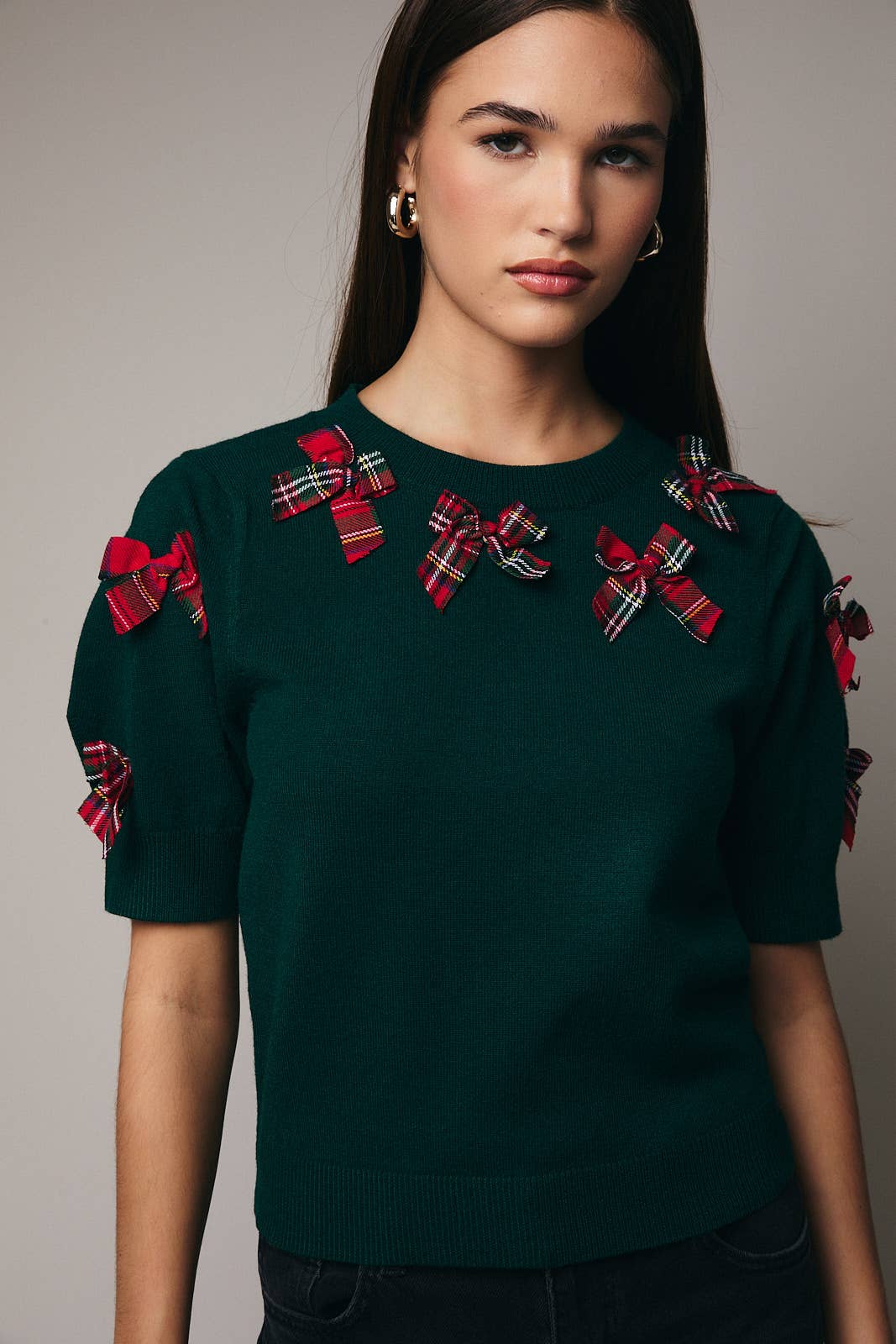ROUND NECK SHORT SLEEVE BOW TRIM DETAIL SWEATER
