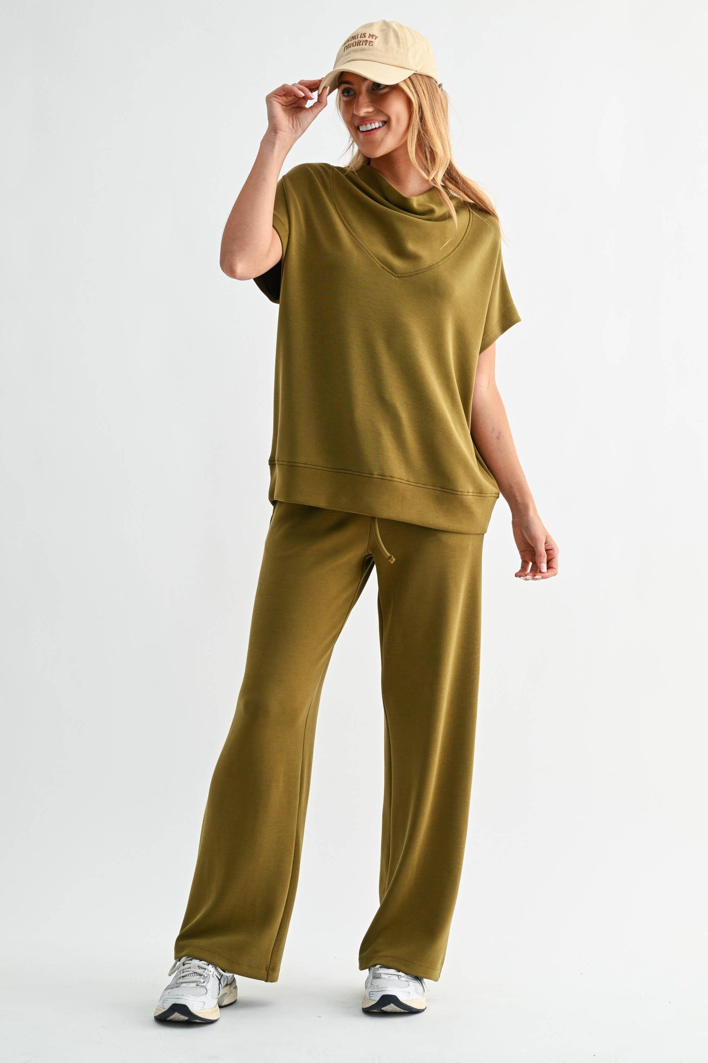 Simple Scuba Wide-Leg Pant