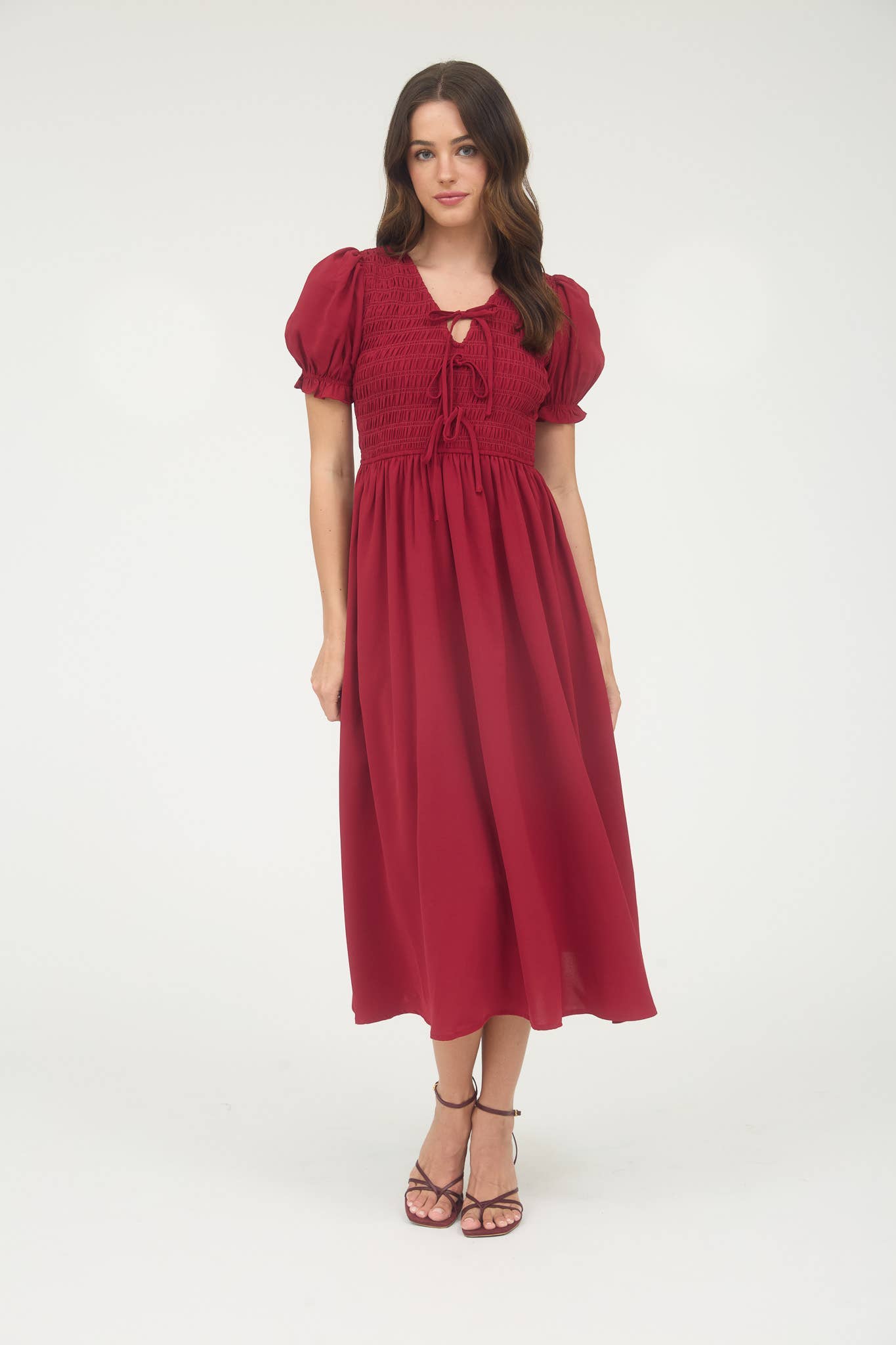 V NECK FRONT TIE SMOCKED PUFF SLEEVE MIDI DRESS