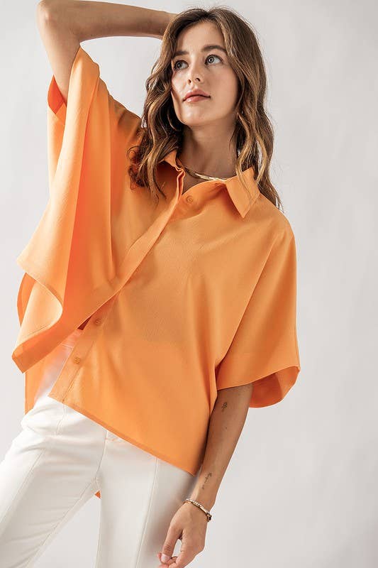 RELAXED FIT HIDDEN PLACKET SHORT SLEEVE SHIRT