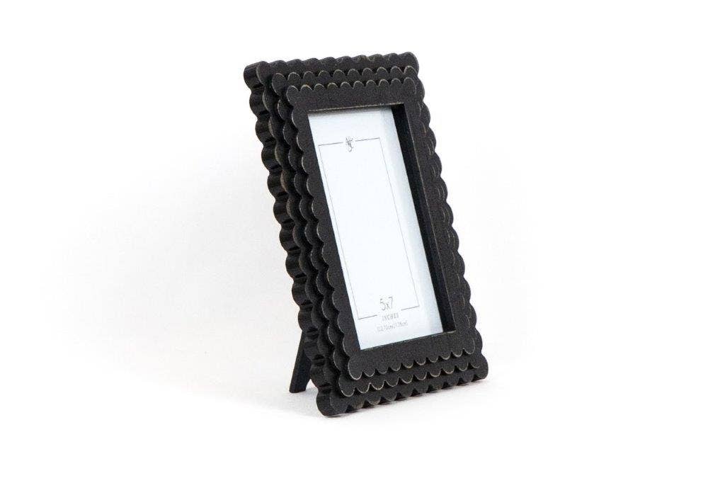 Black Scallop Frame 5x7