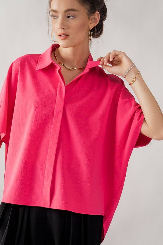 RELAXED FIT HIDDEN PLACKET SHORT SLEEVE SHIRT