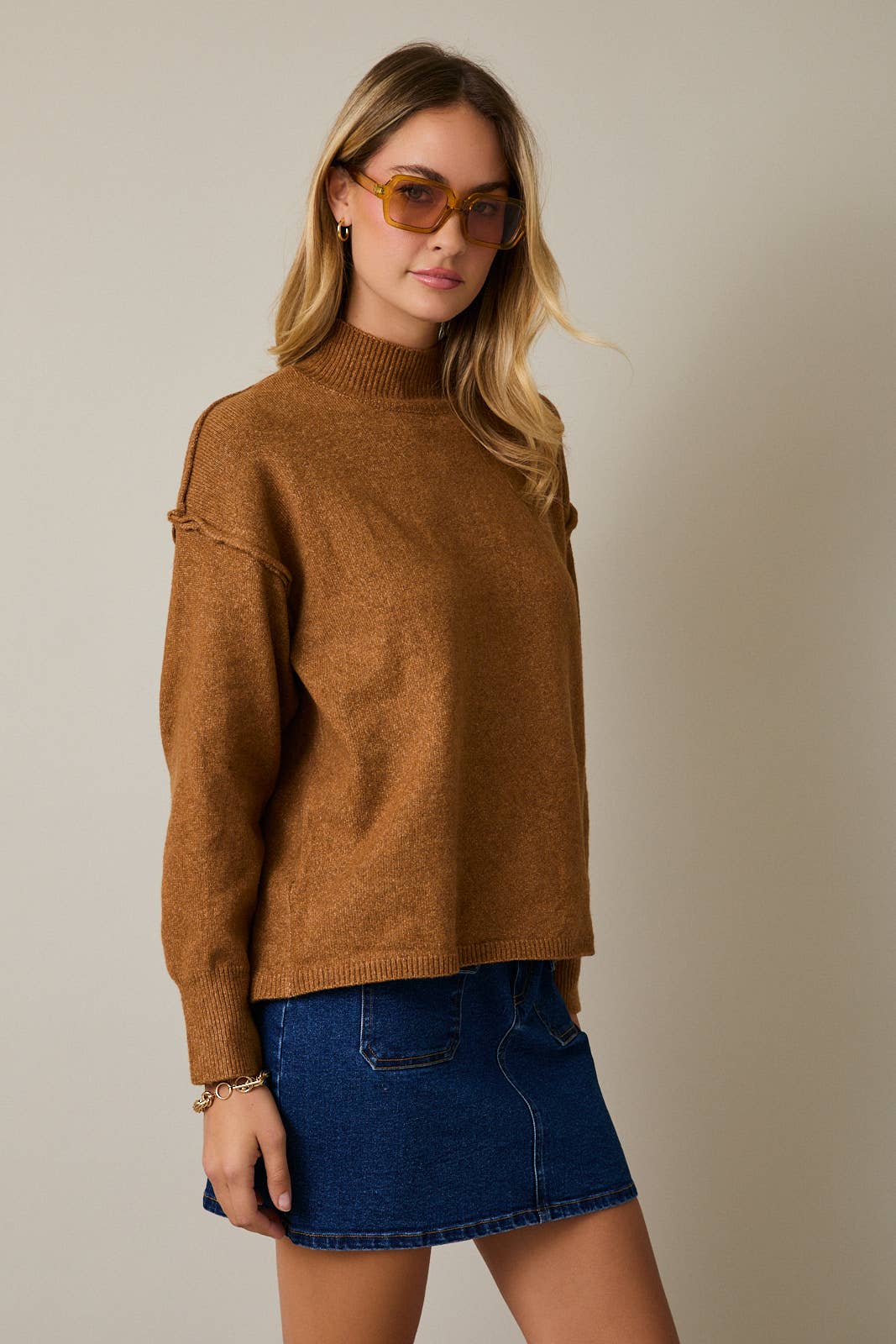 MOCK NECK LONG SLEEVE SWEATER