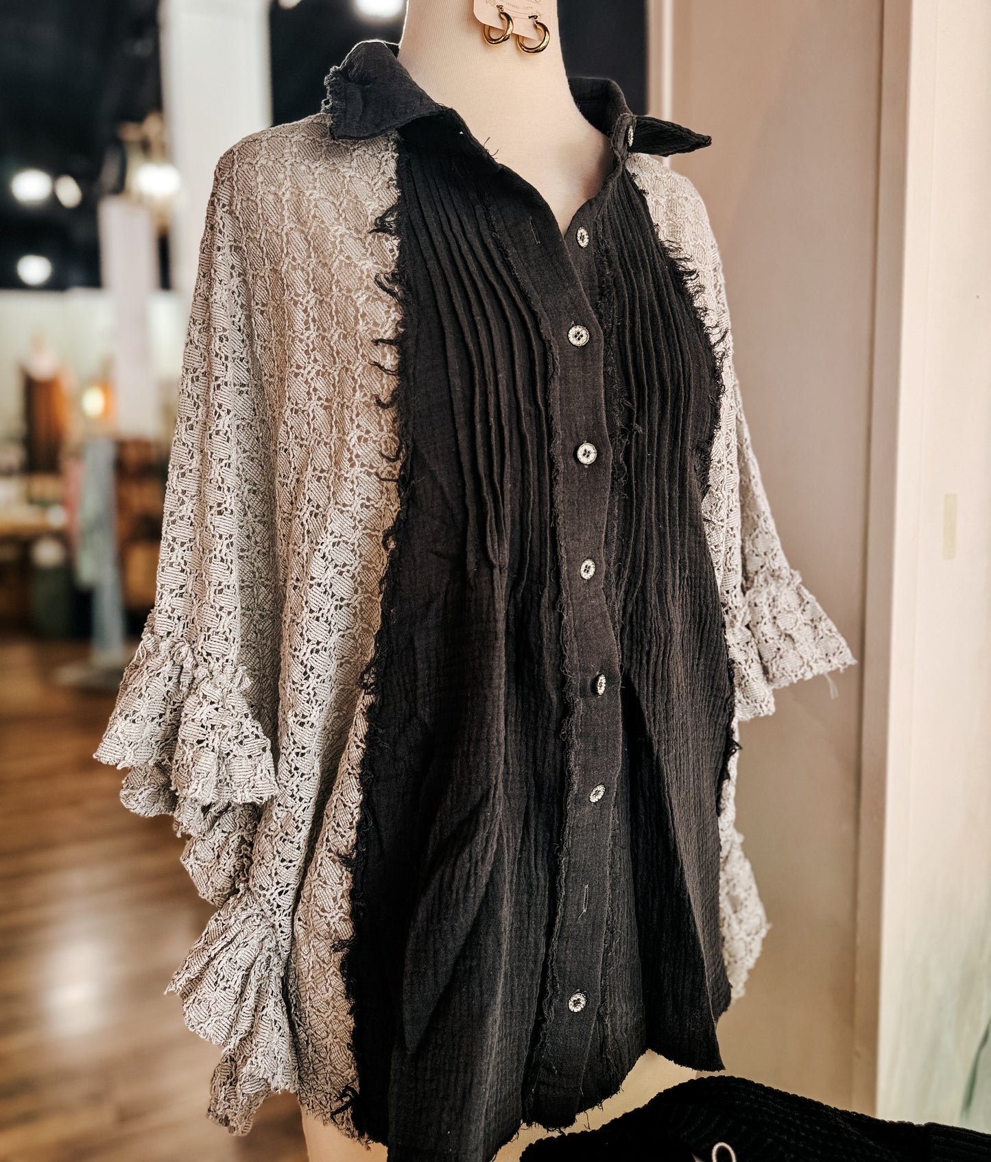 Oversize crochet contrast ruffle detail woven top