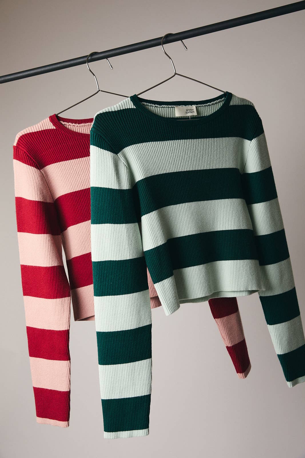 ROUND NECK LONG SLEEVE STRIPE RIBBED TOP