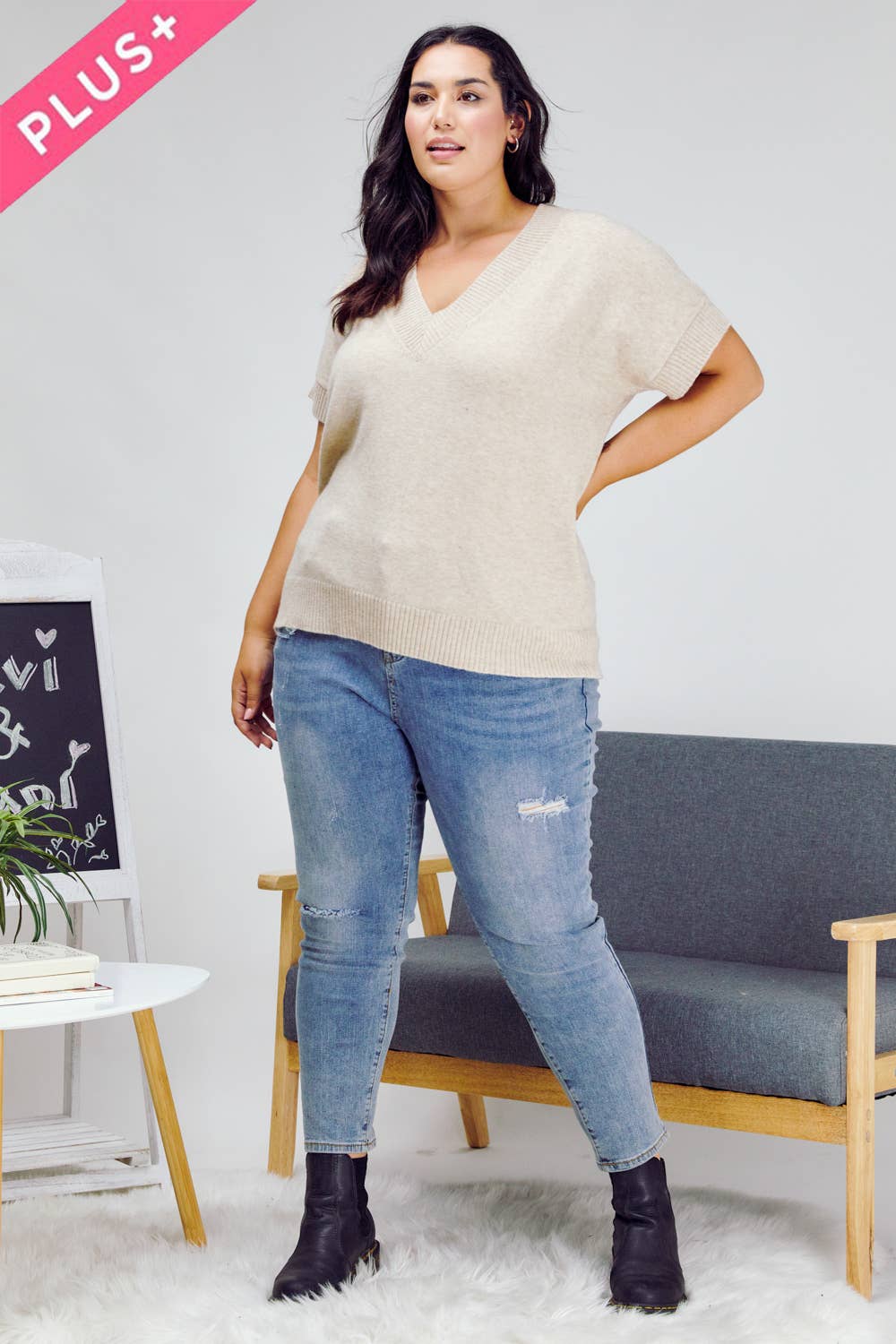 PLUS SOLID V NECK SHORT SLEEVE SWEATER