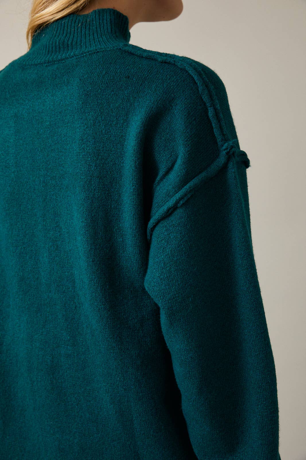 MOCK NECK LONG SLEEVE SWEATER