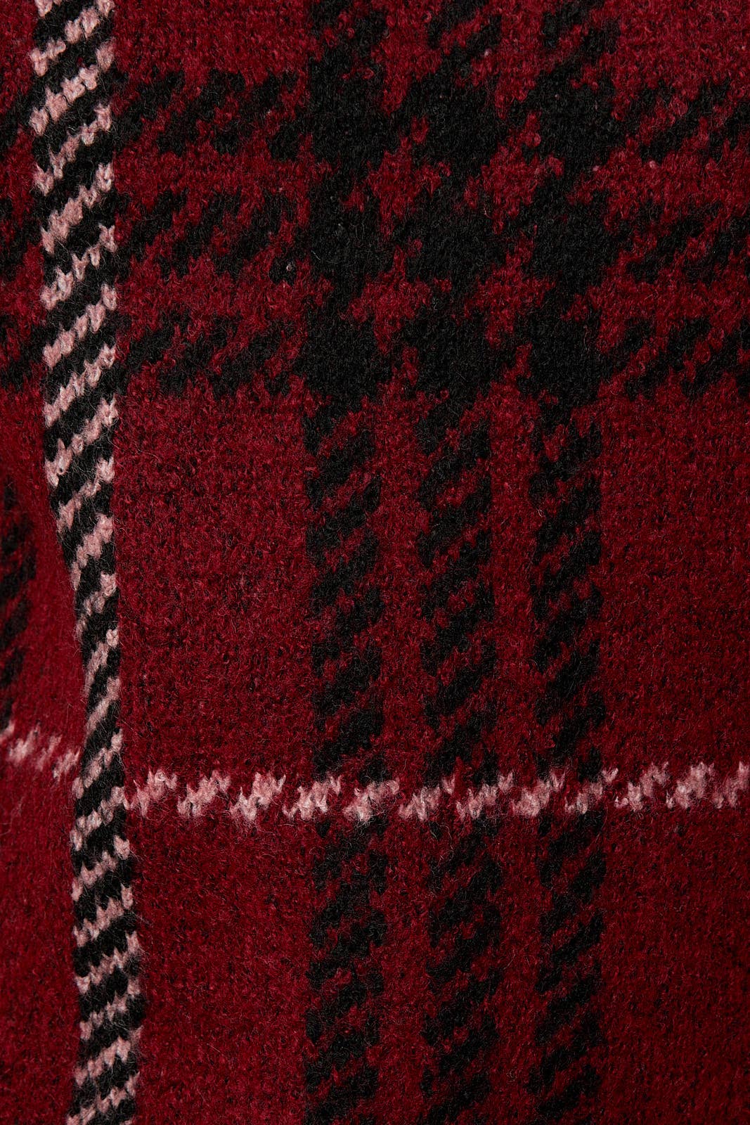 ROUND NECK LONG SLEEVE PLAID SWEATER