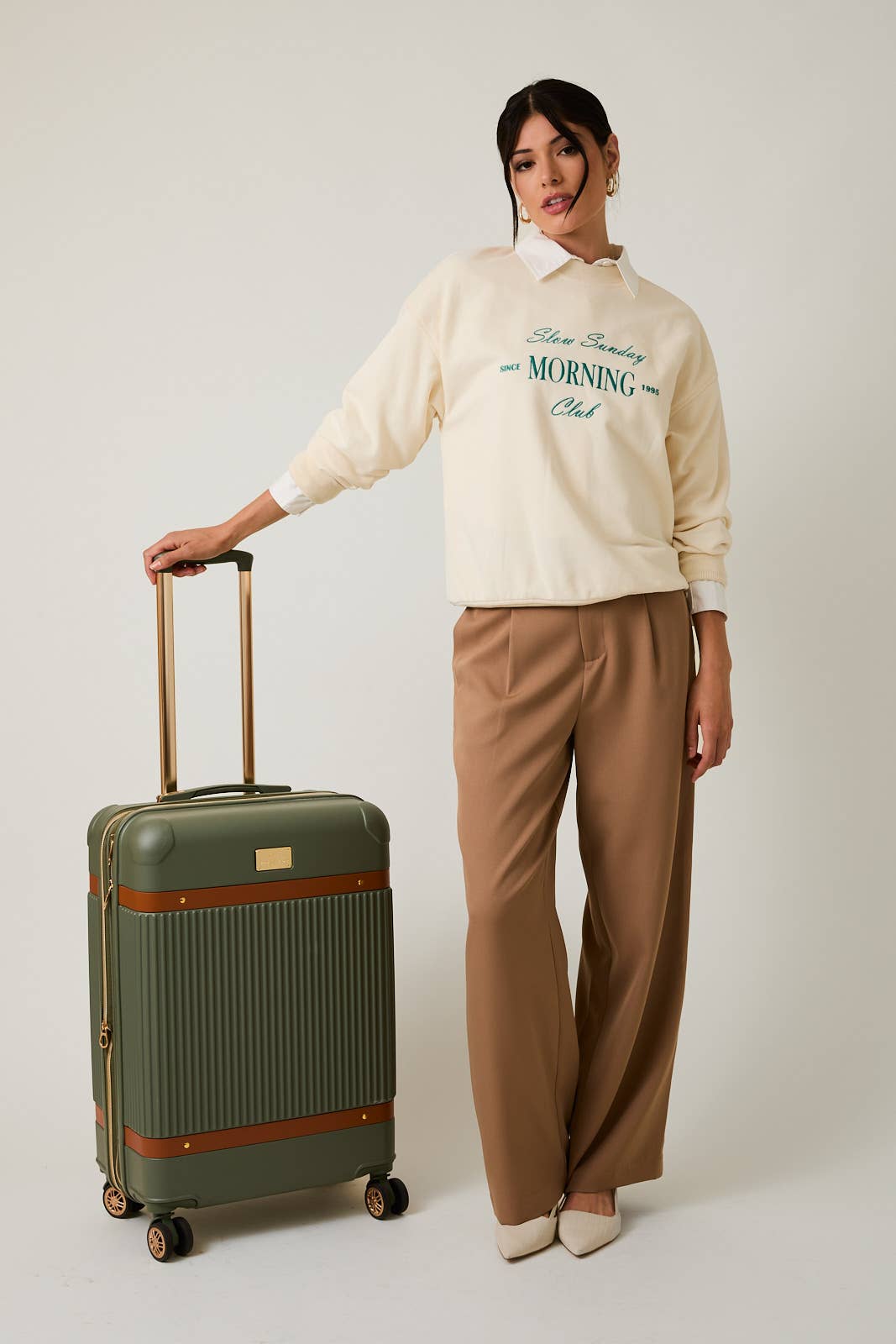 CREW NECK "SLOW SUNDAY MORNING CLUB" SWEATSHIRT