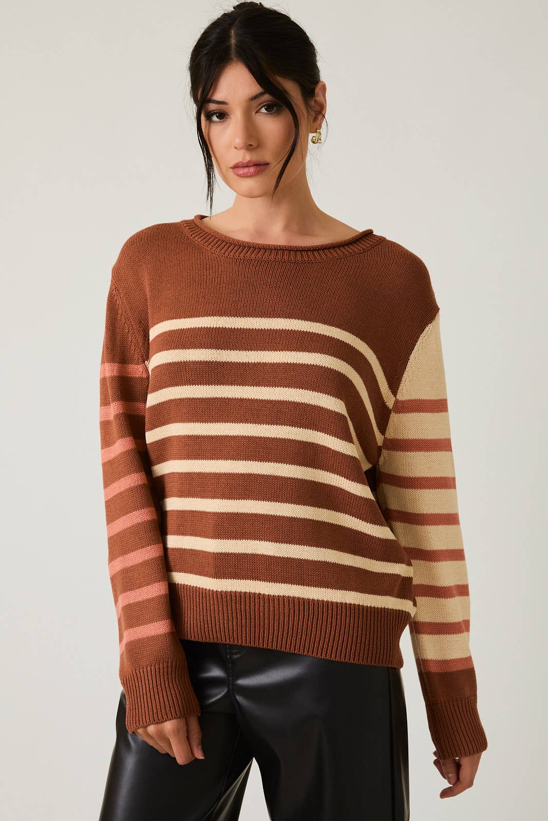 ROUND NECK LONG SLEEVE STRIPE LIGHT WEIGHT SWEATER