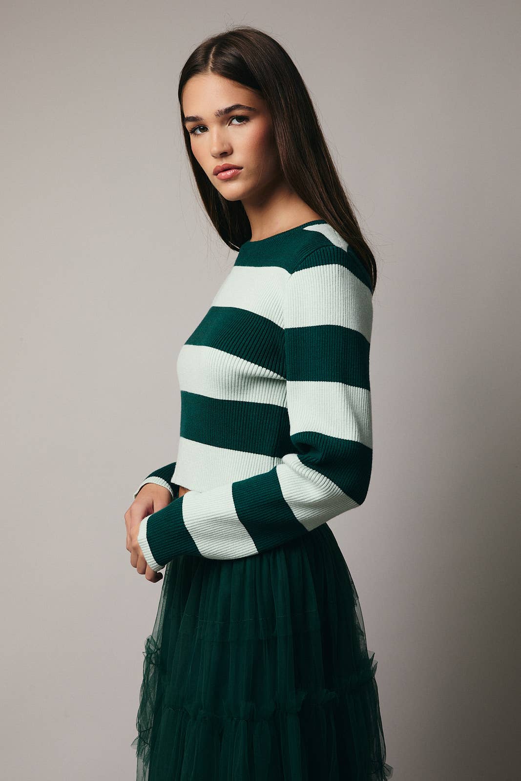 ROUND NECK LONG SLEEVE STRIPE RIBBED TOP