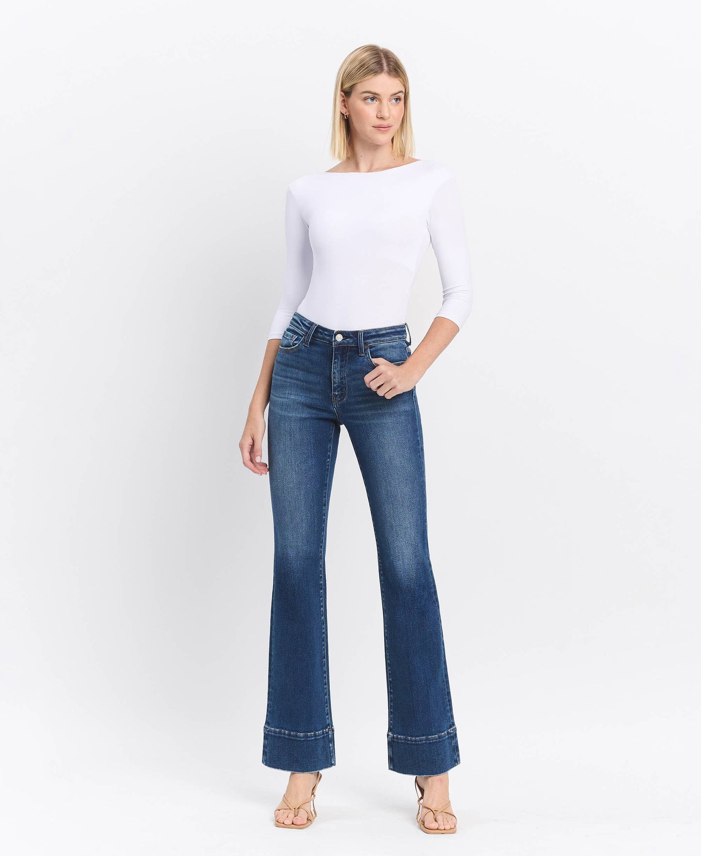 HIGH RISE TROUSER HEM BOOTCUT JEANS T6641