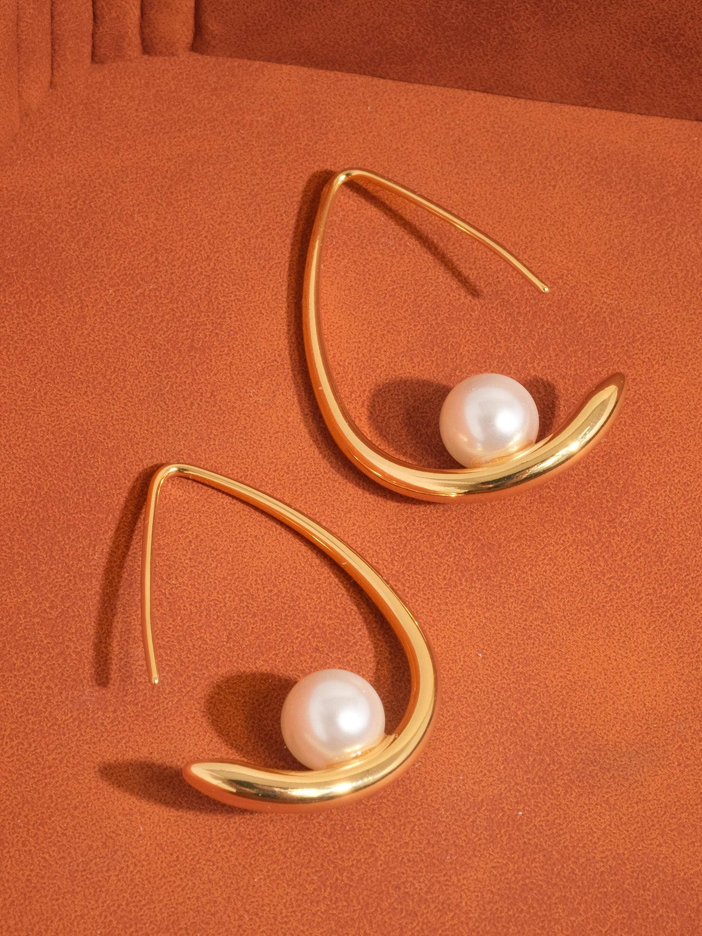 Tallis 18K Gold Classic Pearl Drop Earring