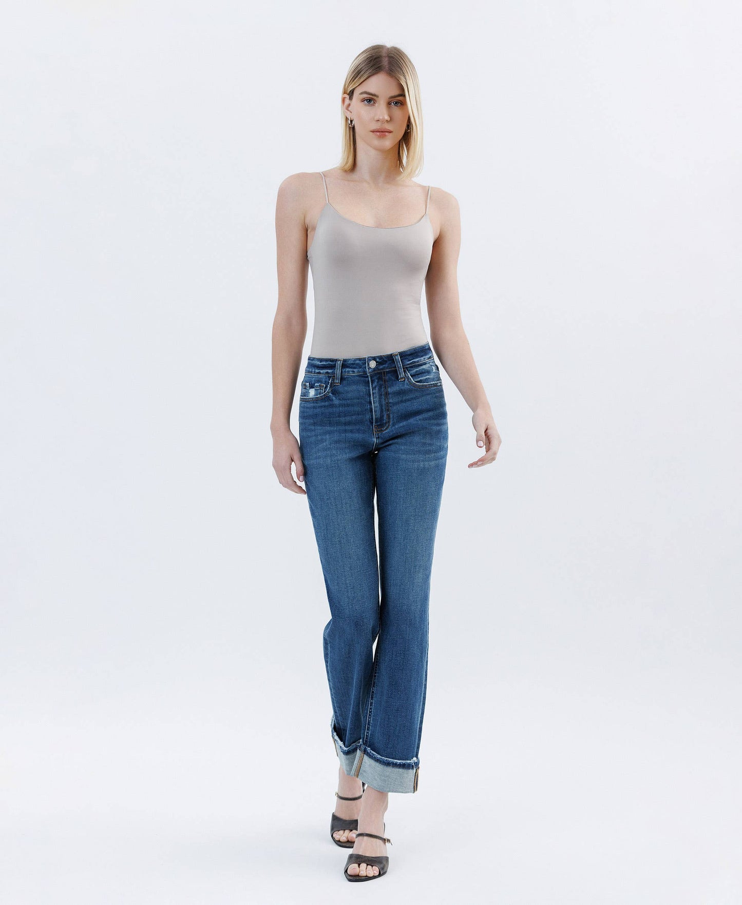 HIGH RISE CUFFED STRAIGHT JEANS